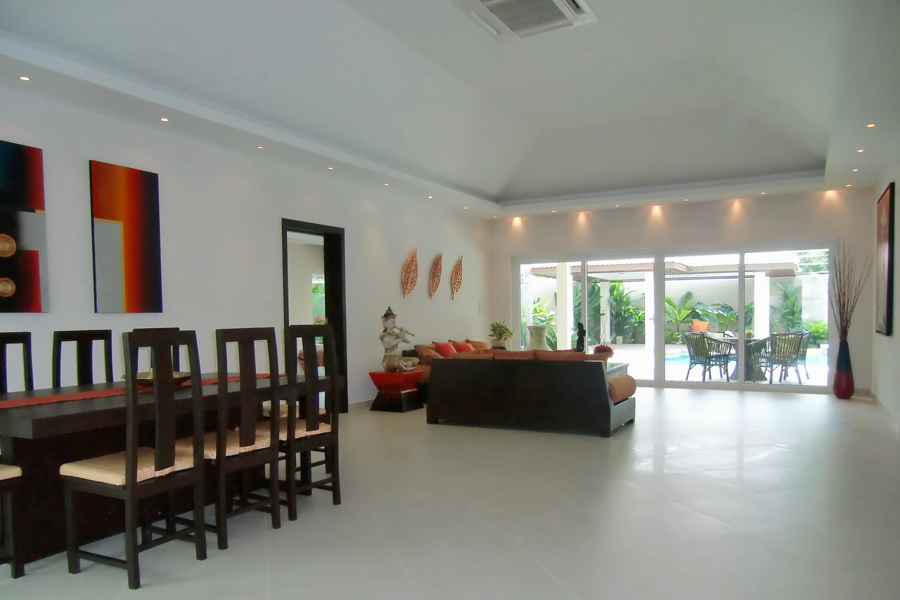 East Pattaya Sedona Villas Thai Bali Pool Villa for Sale - Real Estate ...