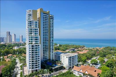 Pattaya Hill , Peak Towers Condo for Sale, New Studio