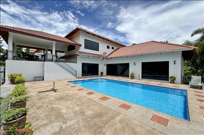 Paradise Villas, Elegant Pool Villa for Sale