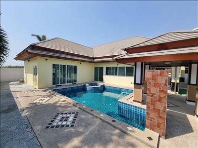 Huay Yai, Baan Piam Mongkhon, Modern Pool Villa for Sale