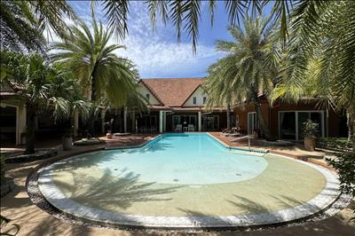 Huay Yai Unique Thai Bali Pool Villa for Sale