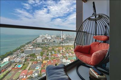 Copacabana Beach Jomtien Condo for Sale