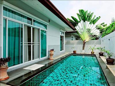 Huay Yai, Panalee Banna Village, Modern Pool Villa for Sale
